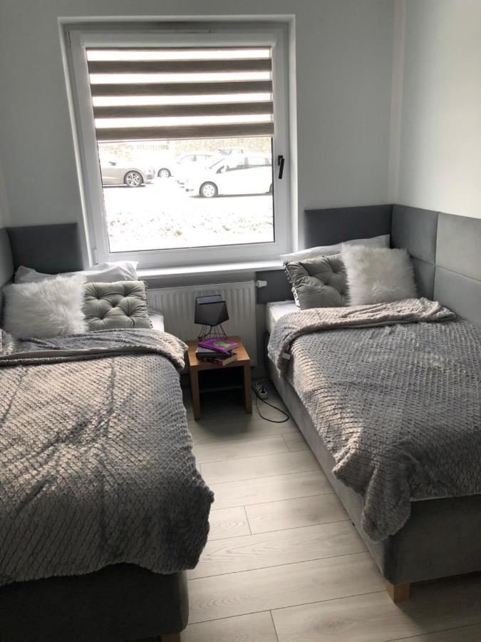 Apartament Happiness Jelenia Góra Εξωτερικό φωτογραφία